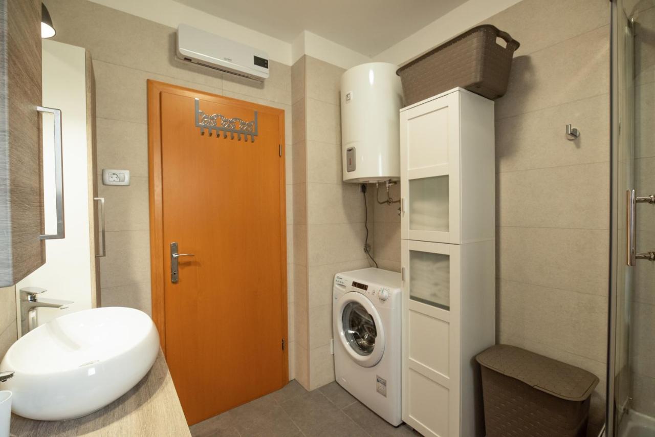 Seaview Apartment Lea อิตชิชี ภายนอก รูปภาพ